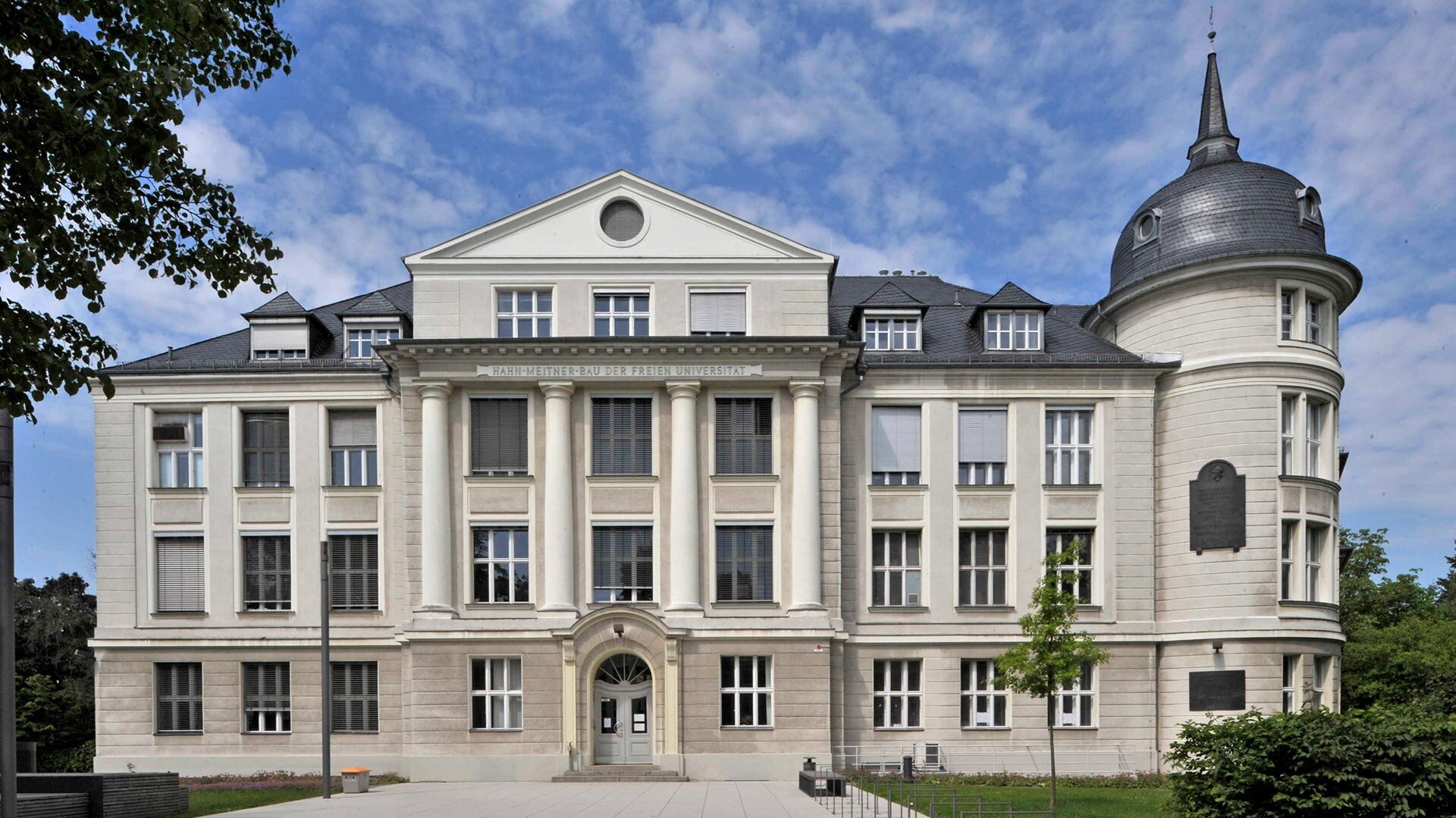 Hans Riegel-Fachpreise: Aussenansicht FU Berlin