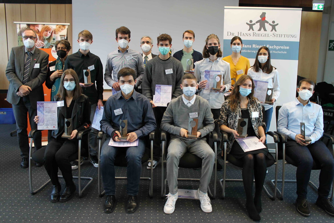 Verleihung der Dr. Hans Riegel-Fachpreise an der Johannes Gutenberg-Universität Mainz (JGU) Dr. Hans Riegel Fachpreise 2021 Mainz